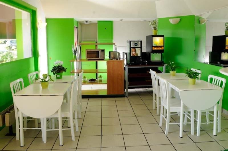 Lemon Hotel - Mery Sur Oise/Cergy エクステリア 写真