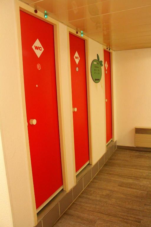 Lemon Hotel - Mery Sur Oise/Cergy エクステリア 写真