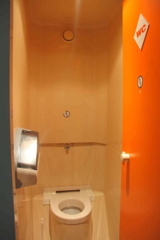 Lemon Hotel - Mery Sur Oise/Cergy エクステリア 写真