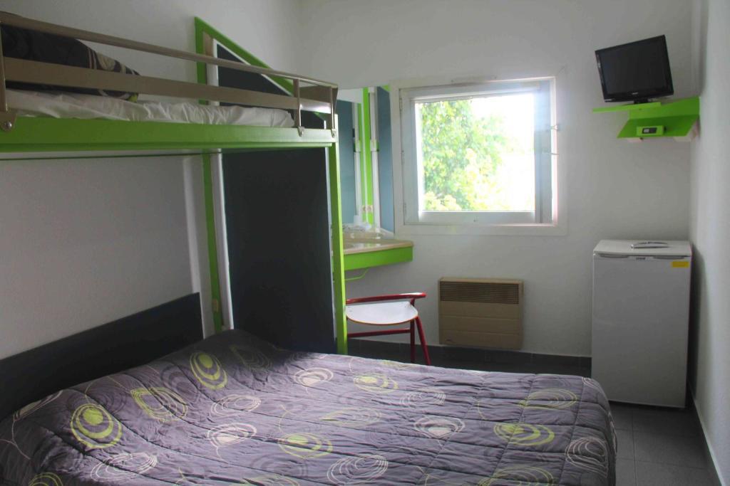 Lemon Hotel - Mery Sur Oise/Cergy エクステリア 写真